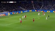 加纳乔右边路突破传中 齐尔克泽抽射破门