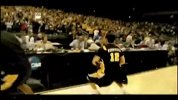 NCAA-16年-看完热血沸腾！6分钟尽览NCAA经典绝杀-专题