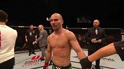 UFC-16年-格斗之夜99：羽量级罗波夫vs石原辉仁集锦-精华