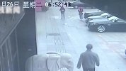 男子招嫖不成 为要回嫖资竟报警称被持刀抢劫