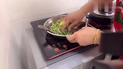 清蒸桂鱼，水煮菠菜