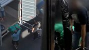 杭州杀妻案楼栋住户忙搬家：总有点阴森森的感觉