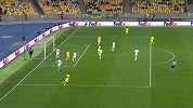第6分钟比利亚雷亚尔球员佩德拉萨射门 - 打偏