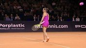 网球-17年-斯图加特赛莎拉波娃2:0文奇晋级-专题