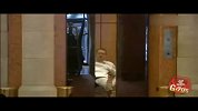 老外整人-残疾人在电梯