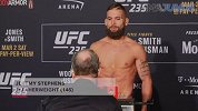 UFC235官方称重集锦 张伟丽体重通过满血复活