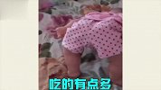 人类幼崽的奇葩睡姿，这架势是在练什么功夫吗？