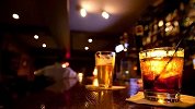 女子失恋去酒吧释放情绪 醉酒后遭男同事侵犯