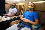 UFC赛前纪实1：选手头等舱包机启程 马达乌斯曼冤家路窄