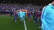 先礼后兵 莱万特主场全队列队向巴萨致意