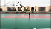 篮球-18年-小小年纪竟惹女生惊呼 篮球神童秀高难度进球-专题