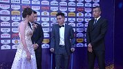 黄紫昌手持拐杖走红毯 黄紫昌：疲劳性骨折恢复时间大约2个月