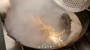 鲜香入味的藿香鲤鱼，肉质鲜嫩，汤汁浓郁