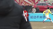 最后时刻双方禁区内身体接触 扎伊尔倒地裁判不予理会