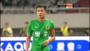 范云龙任意球落点太深 颜骏凌双龙出海将球击出
