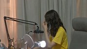 洗澡时“嘭”一声可怕一幕出现！女主播心痛：一直被夸腿长身材好