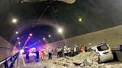 四川一隧道洞顶内衬脱落砸中面包车 致一名驾驶员死亡