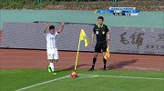 邹正头球摆渡连线队友 桂宏跟上包抄被门将封堵