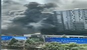 二次着火？浙江嘉兴绿城柳岸禾风着火 现场浓烟四起
