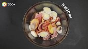 无鸡不成宴，今天就教你们一道鲜嫩多汁的纸包葱油鸡！
