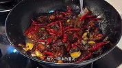 万万没想到，这碗面也真的太好吃了！超辣超过瘾，做法还超简单