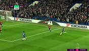 AZP精准传至禁区 亚伯拉罕头槌稍稍打偏