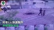女子带小孩向窨井扔鞭炮引爆炸 井盖瞬间被炸飞 周边地砖被掀起