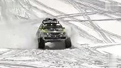 特技车神的玩具 斯巴鲁翼豹雪地履带车