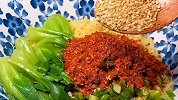 这几天的大鱼大肉吃腻了没，油泼方便面了解一下