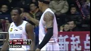 CBA-1314赛季-常规赛-第15轮-哈德森强突篮下勾手命中 并造成李林的犯规-花絮