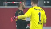 第25分钟斯图加特球员卡巴克抢断成功