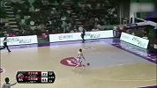 网友制作郭艾伦扣篮集锦！郭少真不容易啊