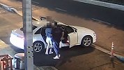 女子酒后被男子搭讪扶上车 男子接下来的举动让人气愤
