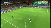 世界杯-14年-小组赛-B组-第1轮-小飞侠先超车后戏耍西班牙后卫门将破门得分-花絮