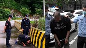 男子抢出租车杀女司机灭口 逃亡22年后到案发现场磕头谢罪