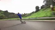 极限-17年-下坡速降滑板秀 弯道还能极限刹车？-专题