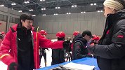 郎平最铁姐们儿！中国冰坛“童颜”教母率队出征