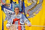 林书豪玩票演京剧赵子龙 这扮相和登哥相比什么水平