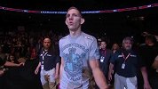 UFC-15年-3月11日UFCMinute：穆尼奥兹主场出战格斗之夜66马尼拉站-专题