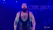 WWE-17年-RAW第1246期：霍金斯加盟RAW 大秀哥致命铁拳送问候-花絮
