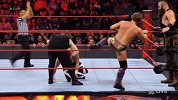 WWE-17年-RAW第1234期：三对三组队赛罗林斯&罗门伦斯&萨米辛VS杰里柯&欧文斯&斯特劳曼-全场
