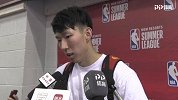男篮大胜后周琦被问恢复到几成实力 后者笑称又给我下套？