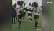 花式颠球接力！看看国外足球训练都在干些什么