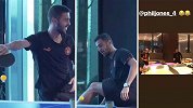 英超各种大神的乒乓高招：B席胯下 曼联组局鸳鸯火锅