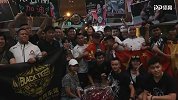 身披金腰带荣耀返京！张伟丽与接机粉丝高喊中国力量