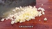 想吃烤肉不用去夜市，大厨教你在家做，肉嫩多汁，好吃到舔手指