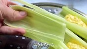 玉米别再煮着吃了，教大家新吃法，加点白糖蒸一蒸又香甜又软糯