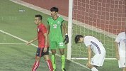 U23亚洲杯-17年-资格赛-第2轮-第21分钟射门 植田直通连过两人劲射近角 柬埔寨门将举火烧天再度化解险情-花絮