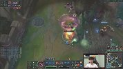 Faker中单克烈秀操作，这水平和Doinb几几开？