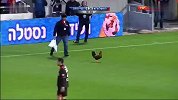以超-1314赛季-联赛-第22轮-以色列球场上演搞笑捉鸡大战-花絮